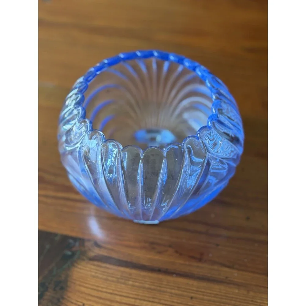 Vintage Elegant Glass Cambridge Blue Caprice Footed Rose Bowl 4.5
